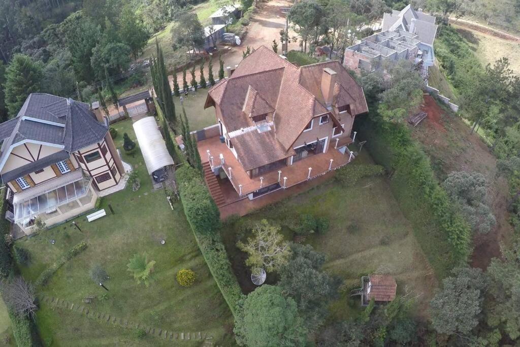 Casa E Vista Privilegiadas No Alto Do Capivari Campos do Jordão Exterior photo