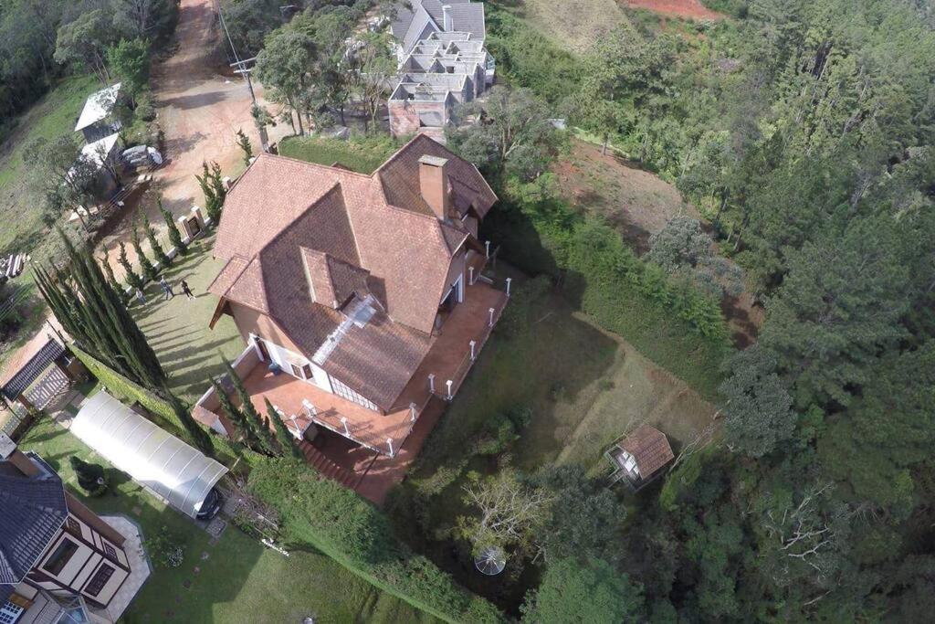 Casa E Vista Privilegiadas No Alto Do Capivari Campos do Jordão Exterior photo